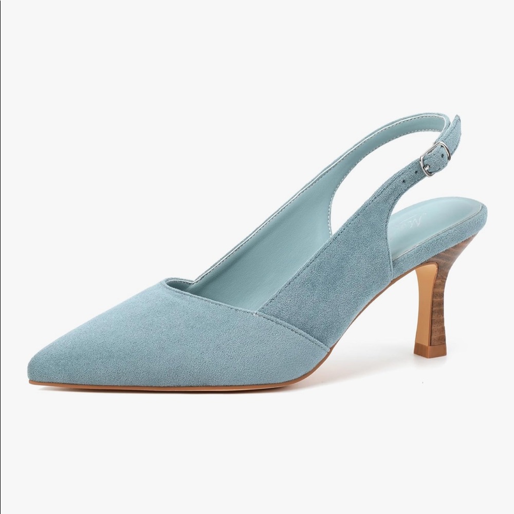 Blue kitten heel
